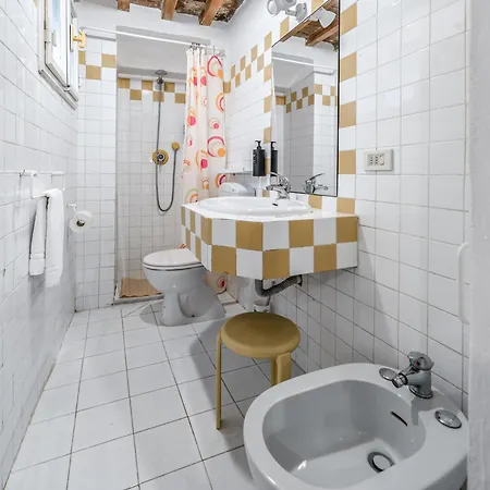 Апартаменты Hoslty-suite L'arancio-enjoy The Historical Center Пиза